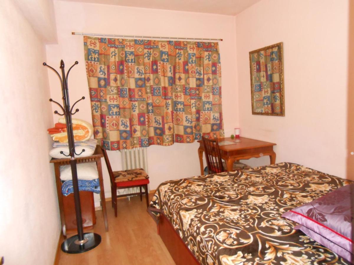 Host Tina Apartment Bucharest Exterior photo