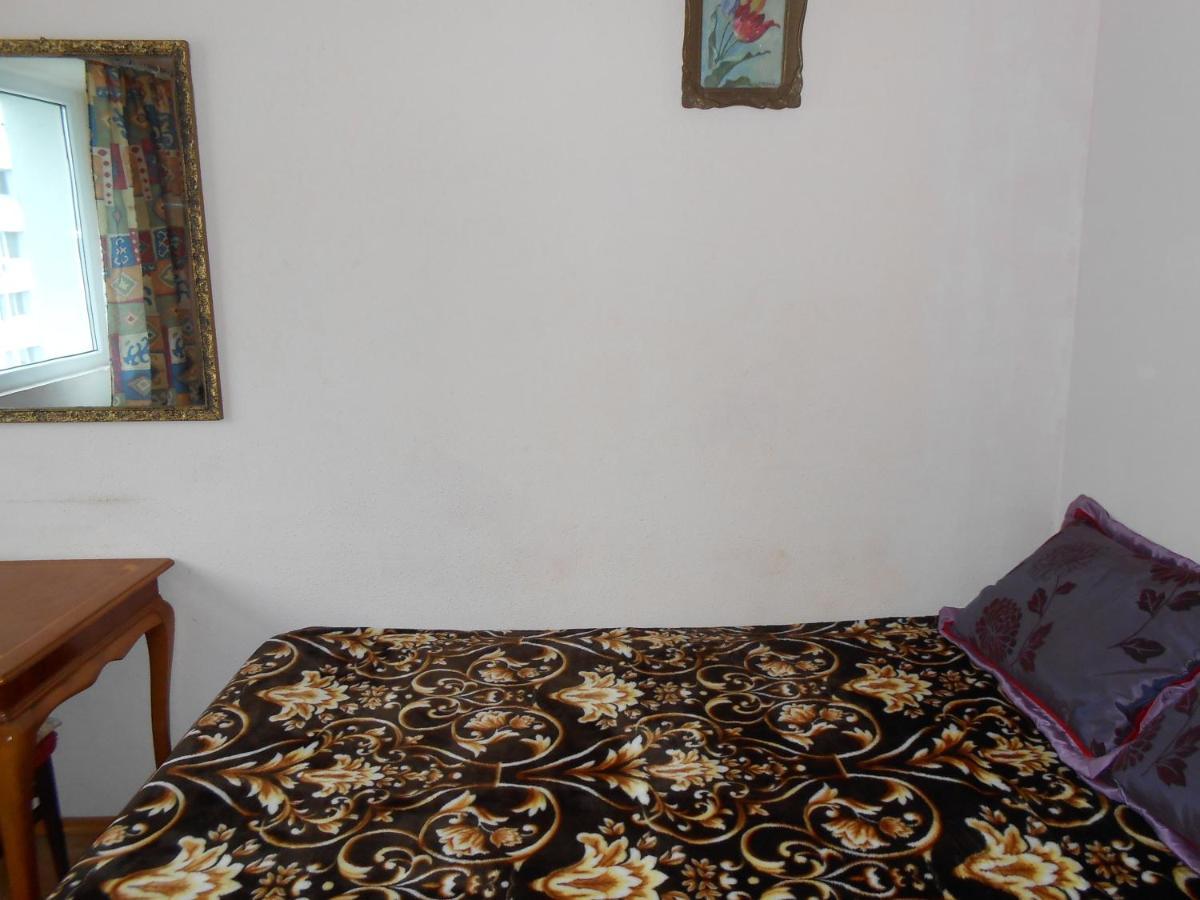 Host Tina Apartment Bucharest Exterior photo