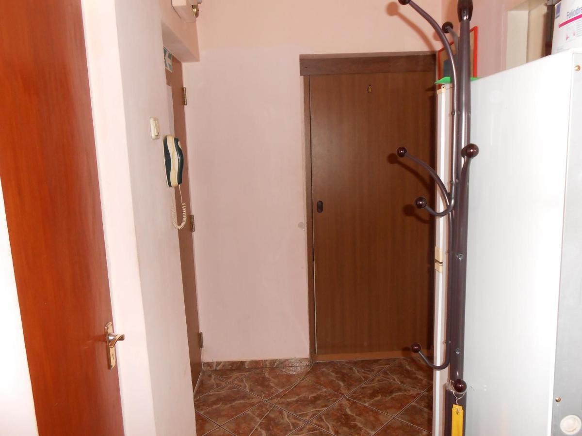 Host Tina Apartment Bucharest Exterior photo